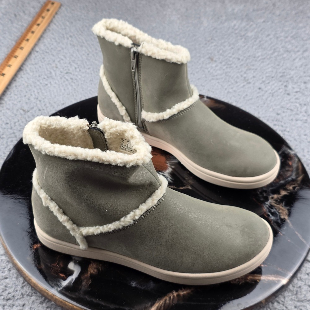Clarks Cloudsteppers Ankle Boots Women 6 Olive‎ Green Faux Fur Trim Zip
